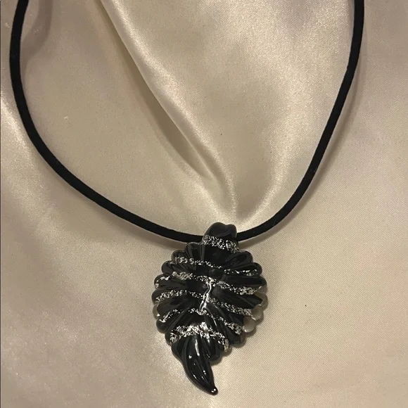 Black and Silver Glass Pendant Necklace - Picture 3 of 3